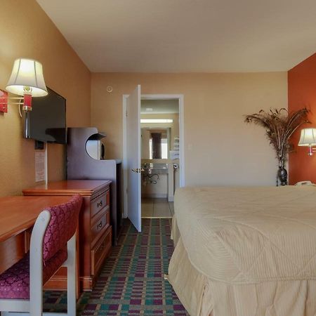 Lakeview Inn - Kingston Extérieur photo