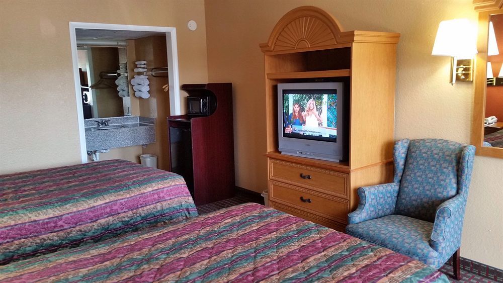 Lakeview Inn - Kingston Extérieur photo